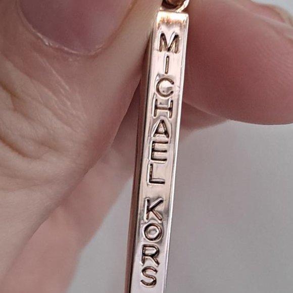 Michael Michael Kors Cream Gold Chain High Low Long Sleeve Blouse - Picture 9 of 10